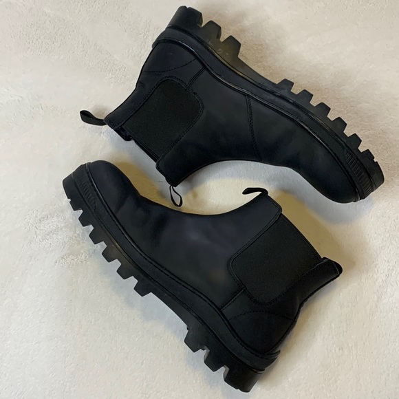Crown Vintage Ossey Chelsea Boots - Picture 1 of 17